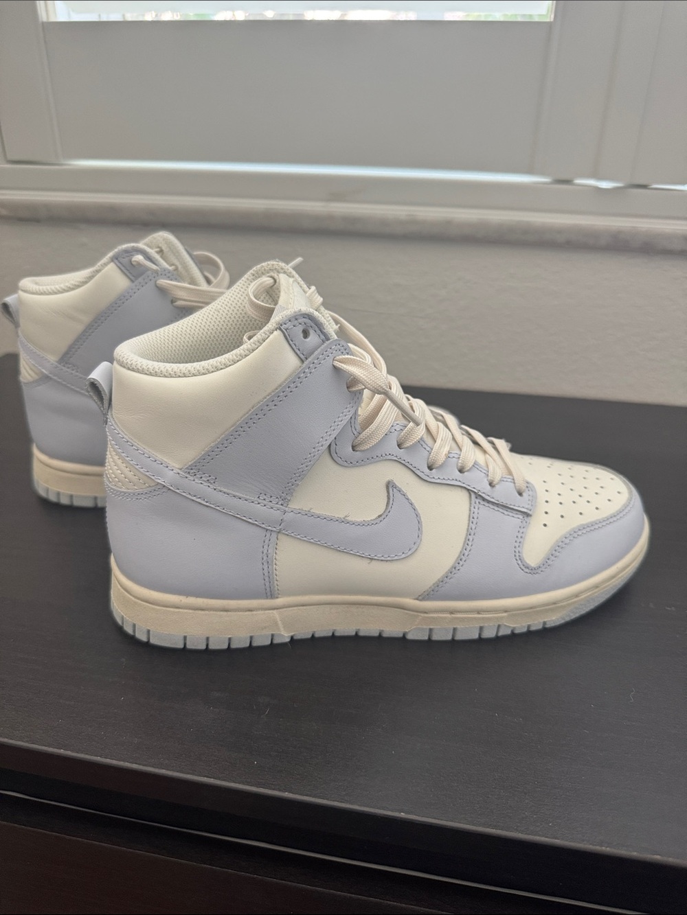 Nike Kids High-Top Sneakers in Lavender and Cream